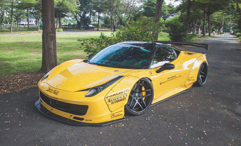 Dàn siêu xe Sài Gòn đổ ra đường dịp Giáng sinh